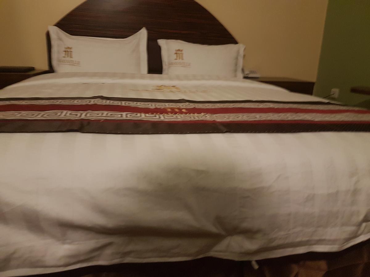 Mbayaville Hotel Дуала Экстерьер фото